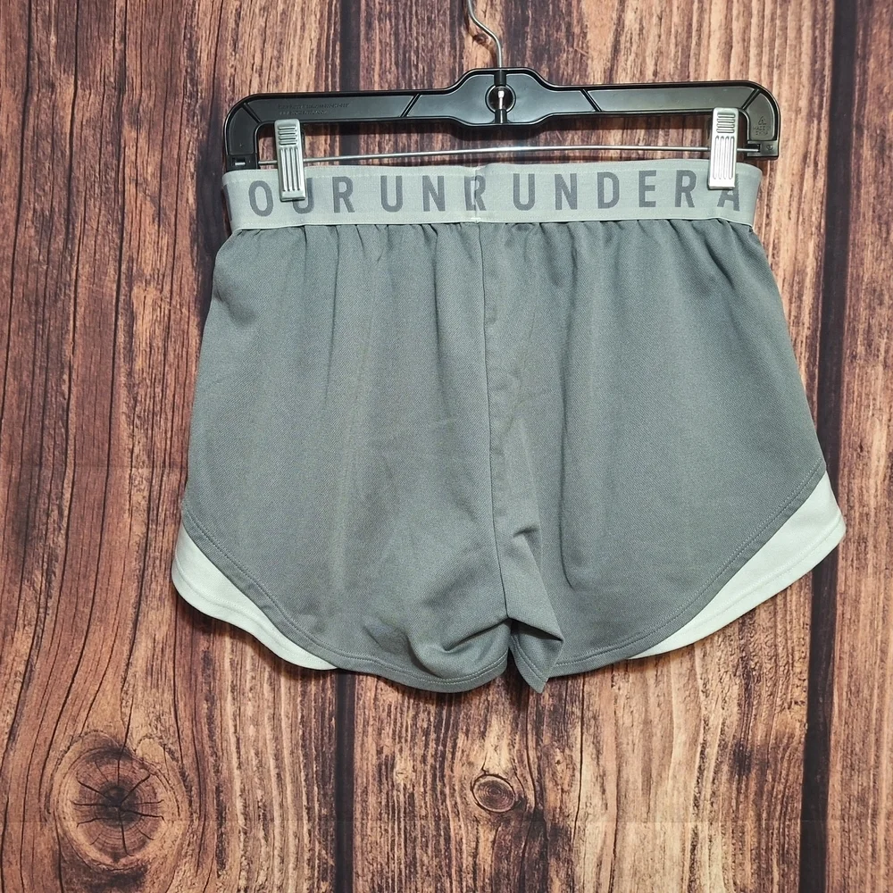 Under Armour stay comfortable
